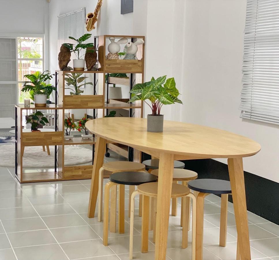 Boxsoon Nimman 2 # 4Beds 3Baths Villa Chiang Mai Exterior photo