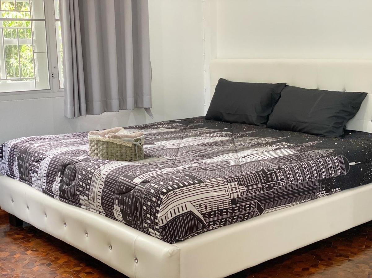 Boxsoon Nimman 2 # 4Beds 3Baths Villa Chiang Mai Exterior photo